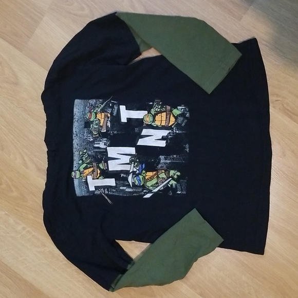 Nickelodeon tmnt black long sleeve shirt with hoodie boys medium - Picture 8 of 8